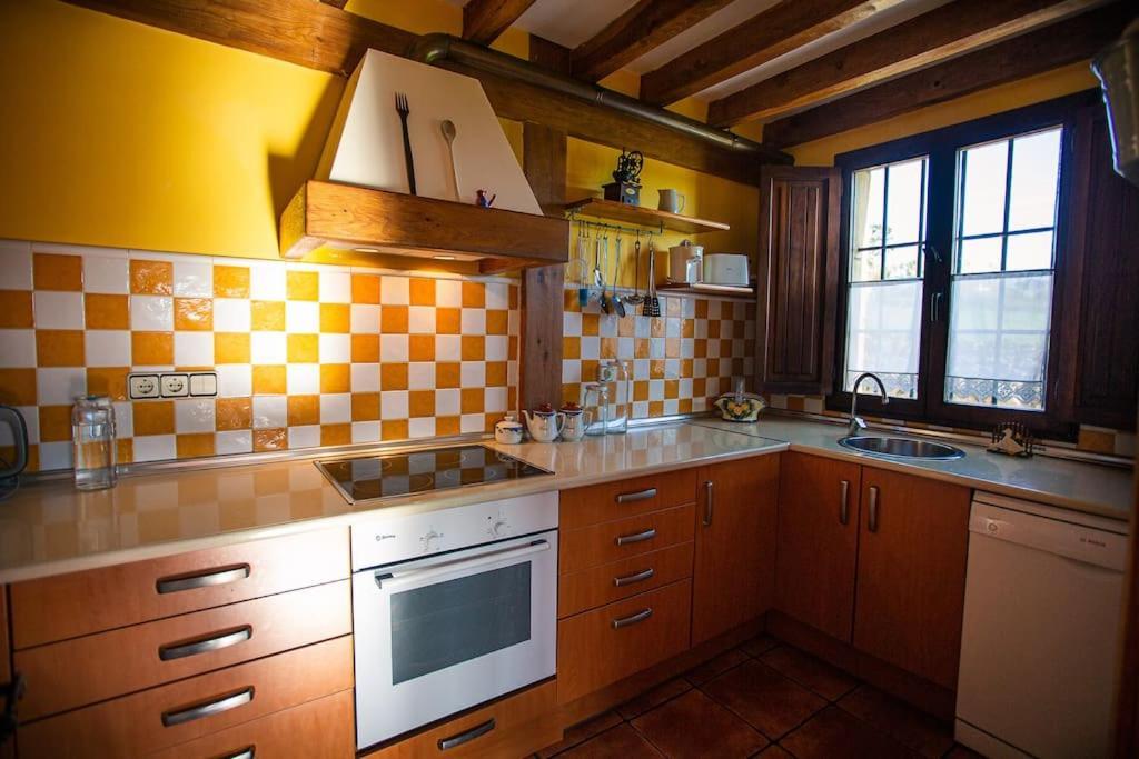 Casa Independiente Con Chimena, Jardin Y Barbacoa Santander Eksteriør billede